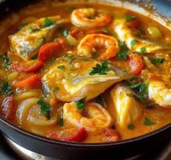 Moqueca de Tilápia com Camarão
